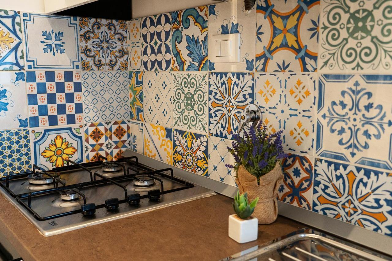 Casa Donna Lidia Lägenhet Savona Exteriör bild