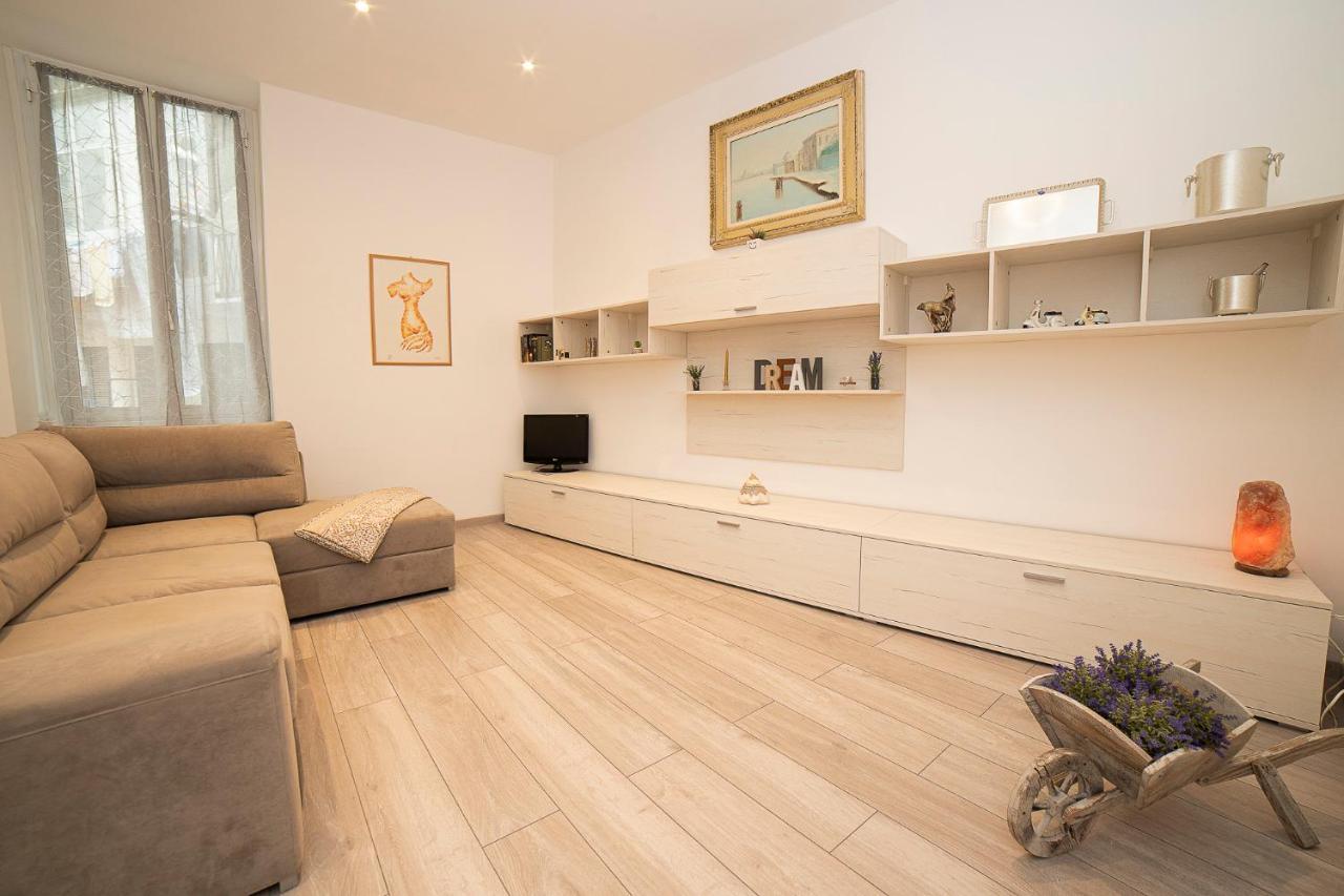 Casa Donna Lidia Lägenhet Savona Exteriör bild