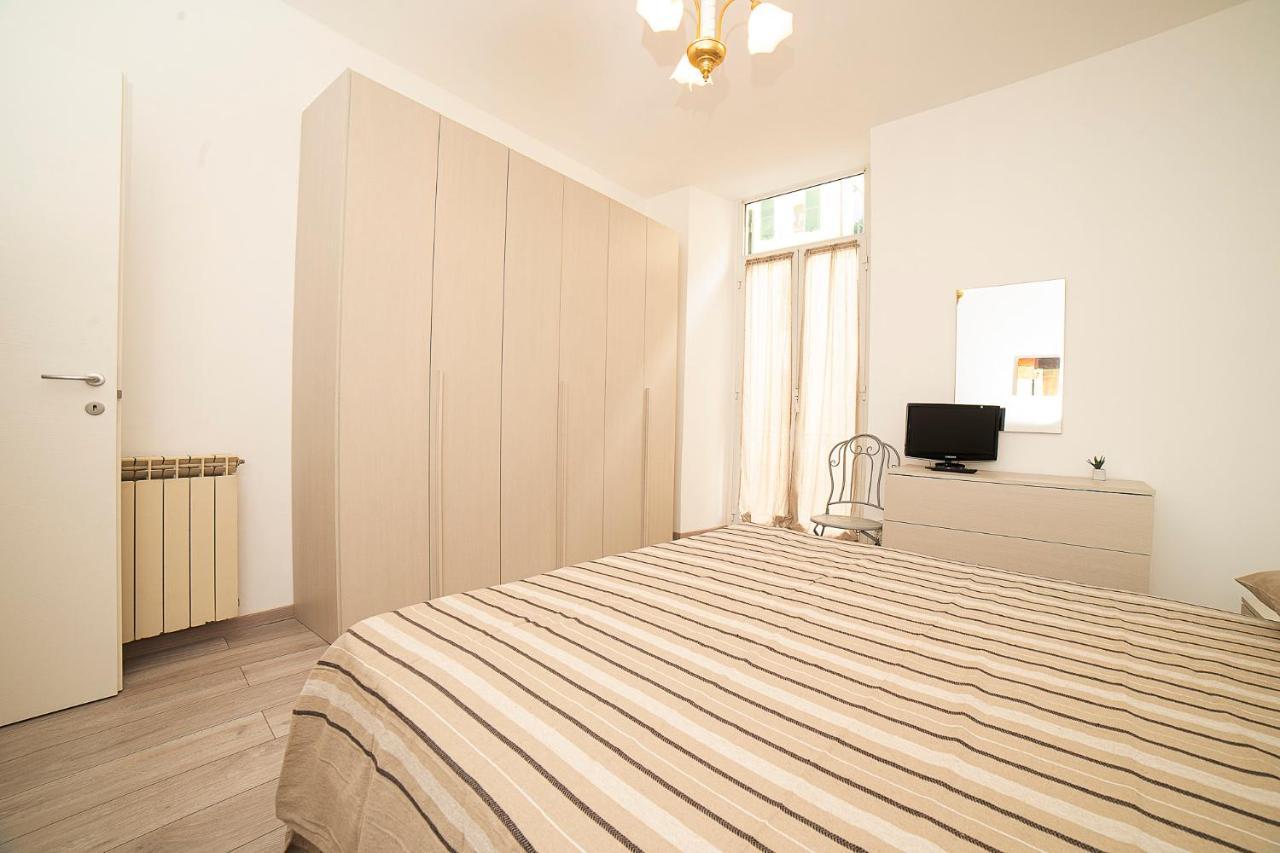 Casa Donna Lidia Lägenhet Savona Exteriör bild
